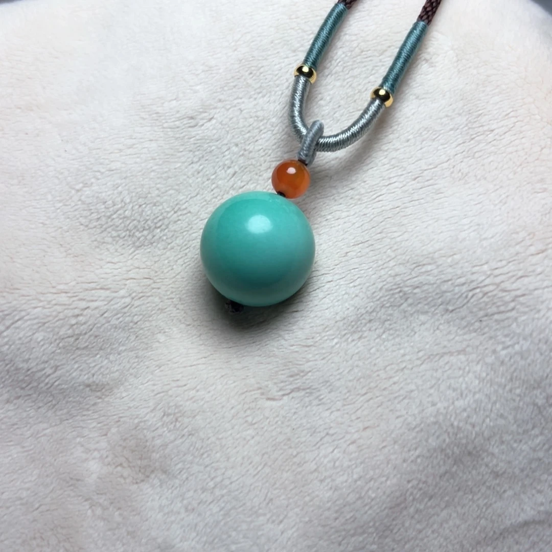 卡18+绿锁骨吊坠男女通用