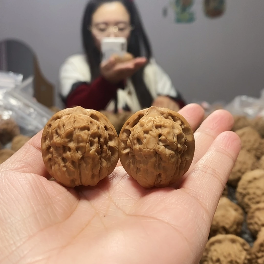 M***生桃核吊坠甲骨文31