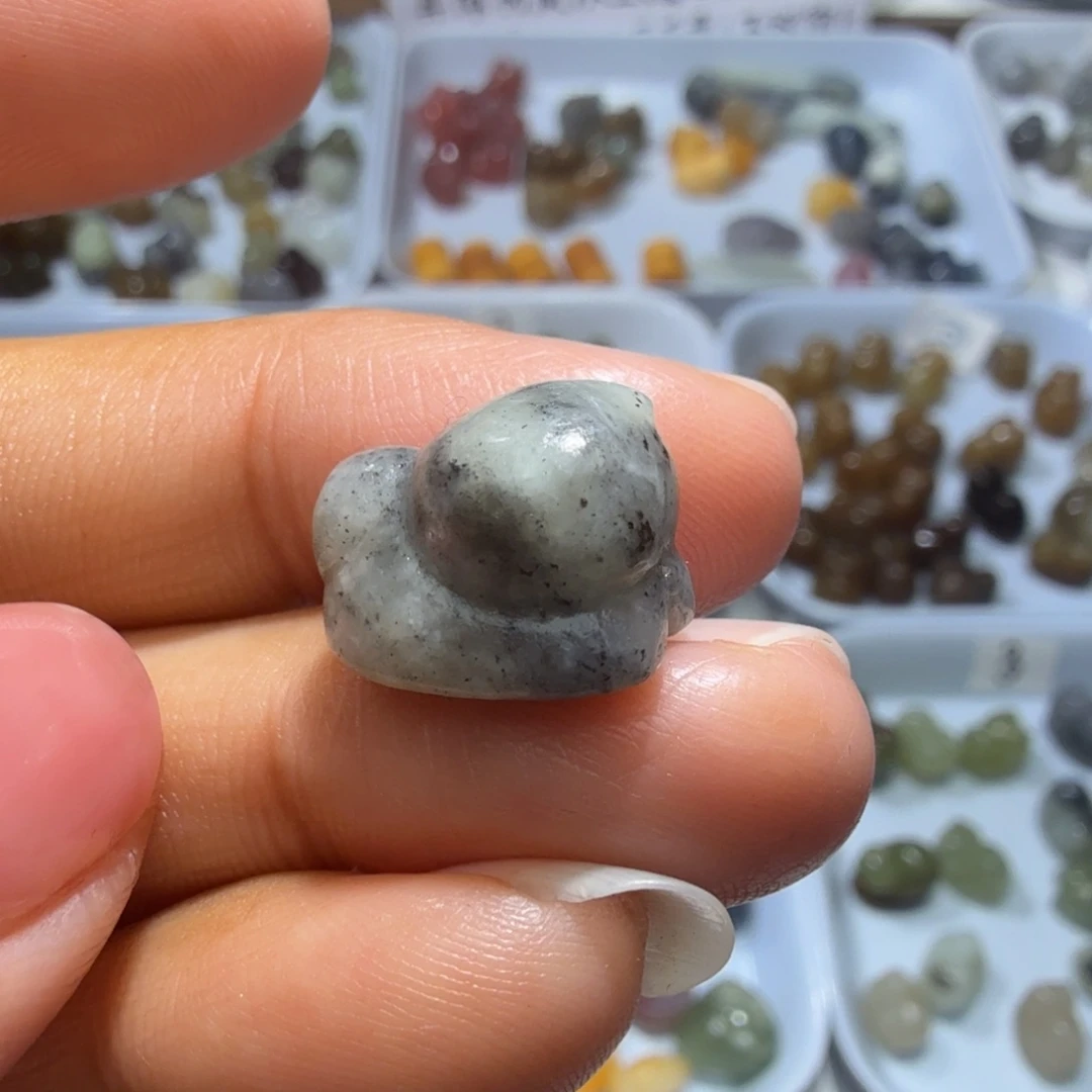 和田玉未镶嵌珠宝奇石