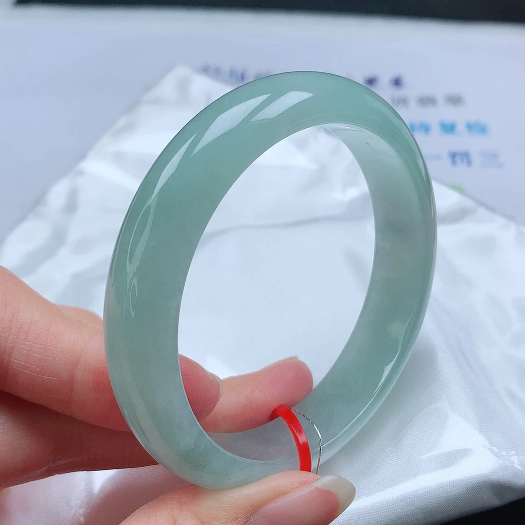 翡翠手镯未镶嵌56➕圈