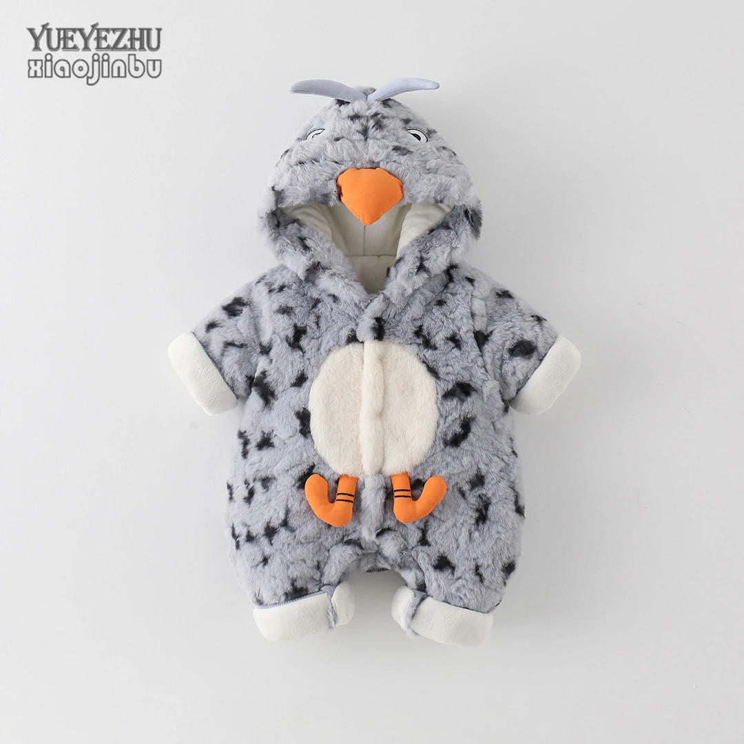 婴儿衣服冬装加绒加厚宝宝保暖连体衣秋冬寄卡通可爱新生儿毛毛衣