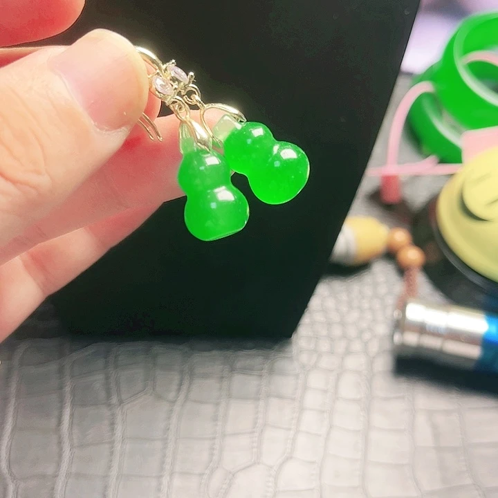 颈饰14K金镶嵌翡翠
