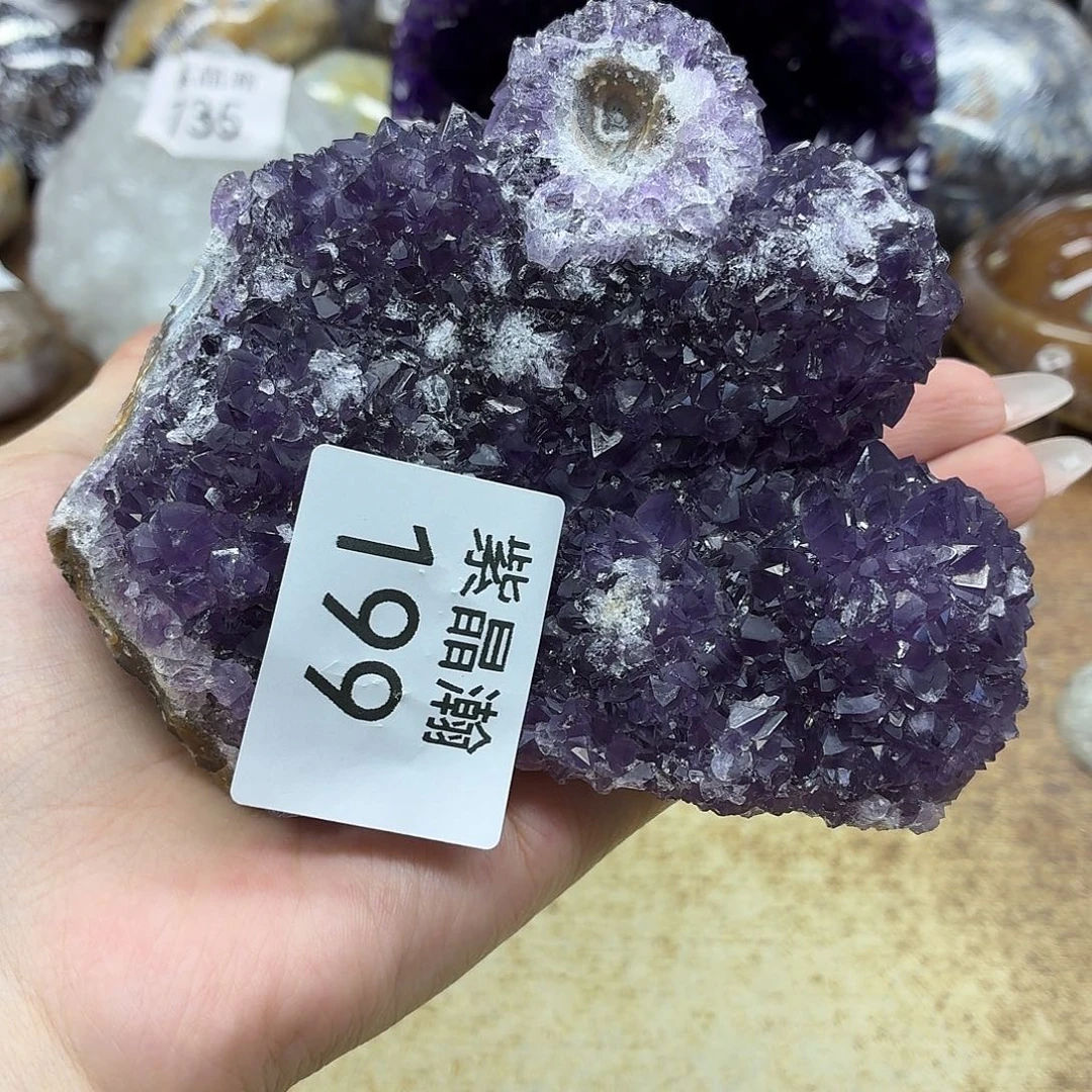 未镶嵌水晶大型摆件（非配饰）
