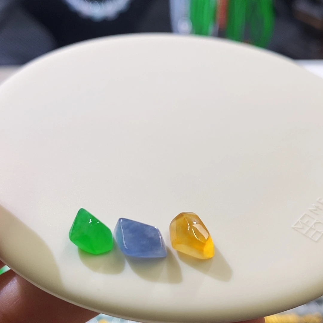 未镶嵌挂件翡翠一组随行