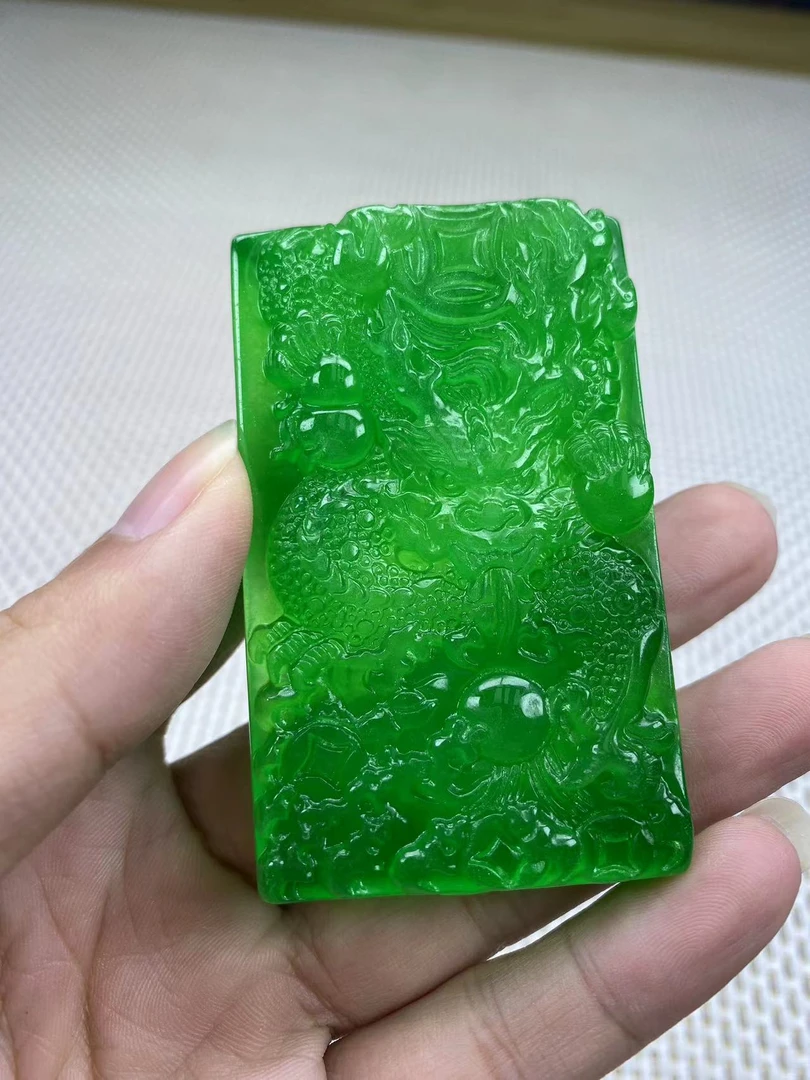 N335冰绿大龙牌吊坠经典精品时尚气质百搭情侣多样性发一