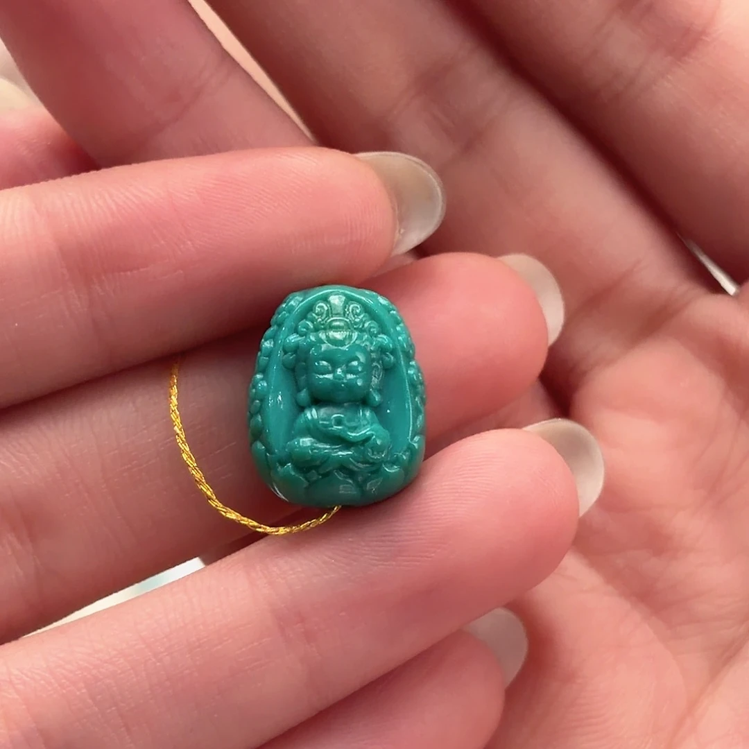 绿松石未镶嵌颈饰