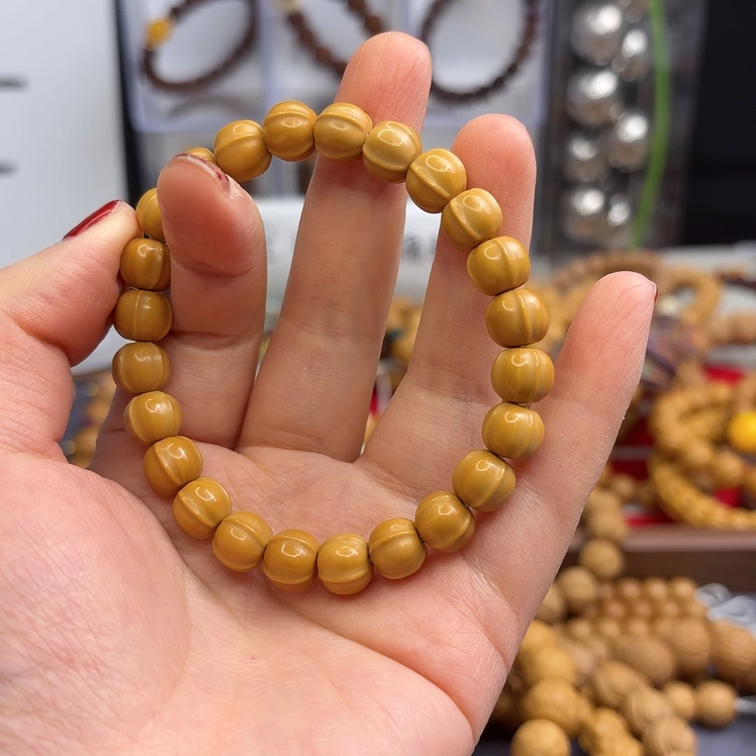 猴头核桃吊坠小鲨鱼