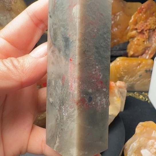 昌化石昌化牛角冻鸡血印章