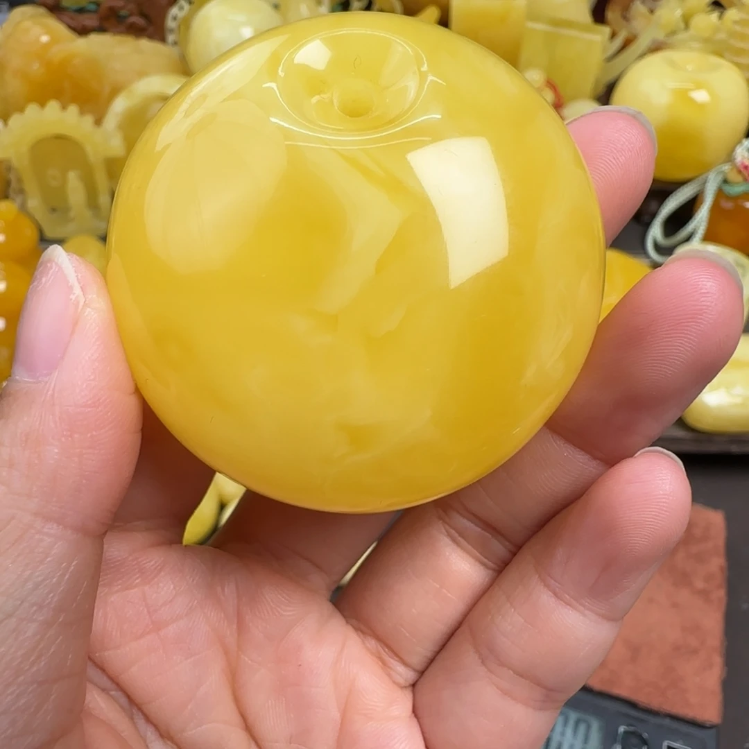 蜜蜡未镶嵌珠宝奇石