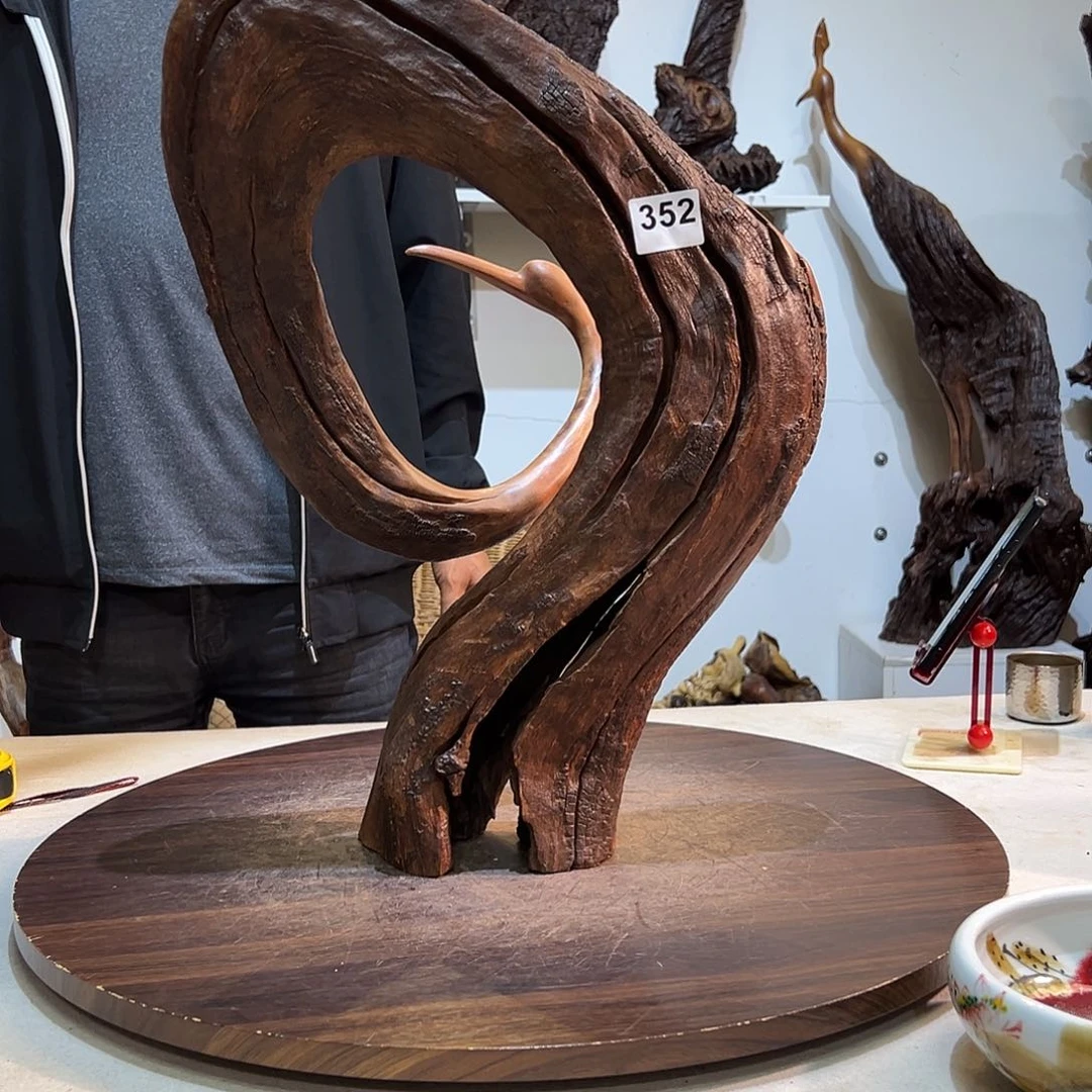 仙鹤景**金352云南树瘤根艺