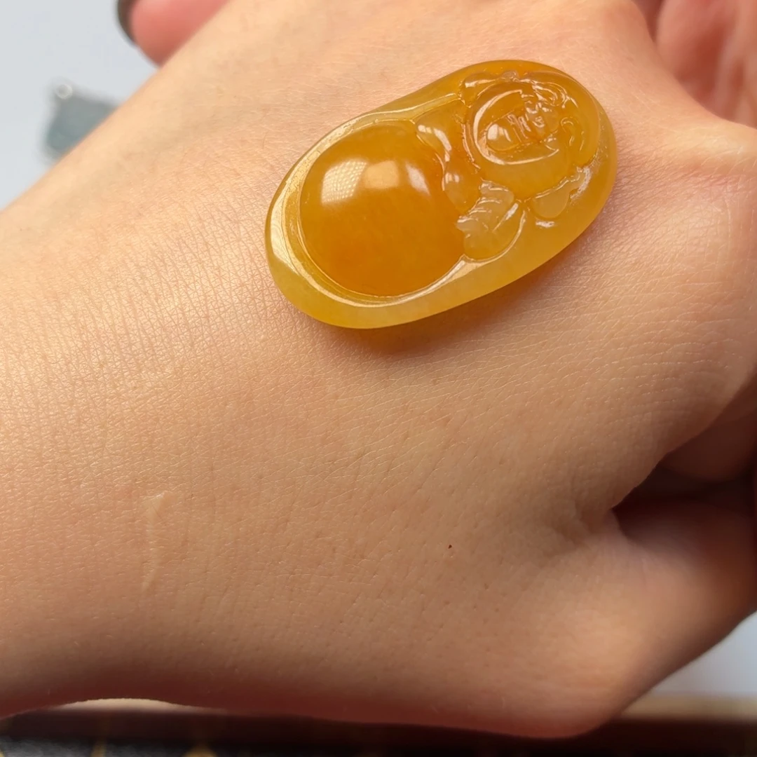 定制翡翠未镶嵌逍遥佛