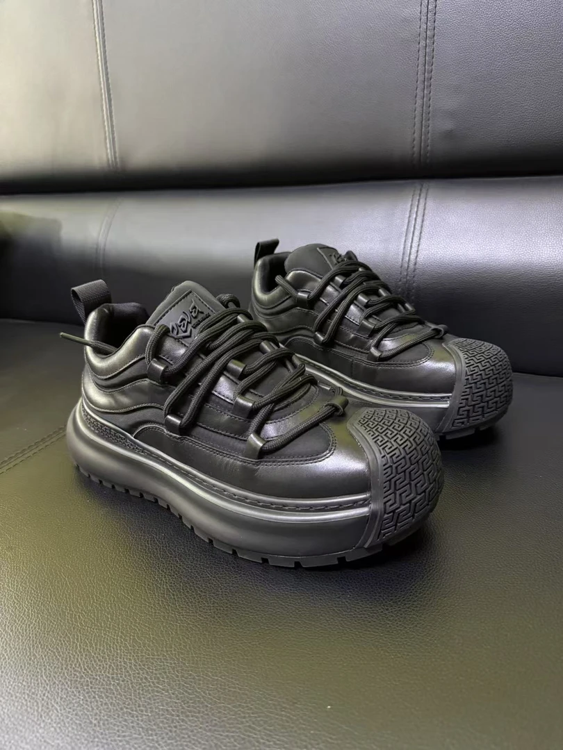 0703秋季男款厚底时尚圆头真皮抽绳纯色时尚休闲鞋