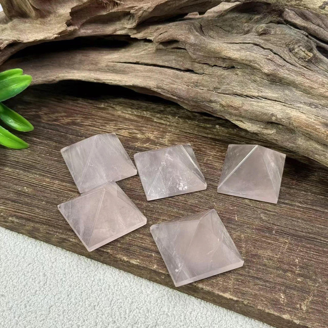 【祁恩珠宝】粉水晶金字塔摆件D120908—多样性发其一