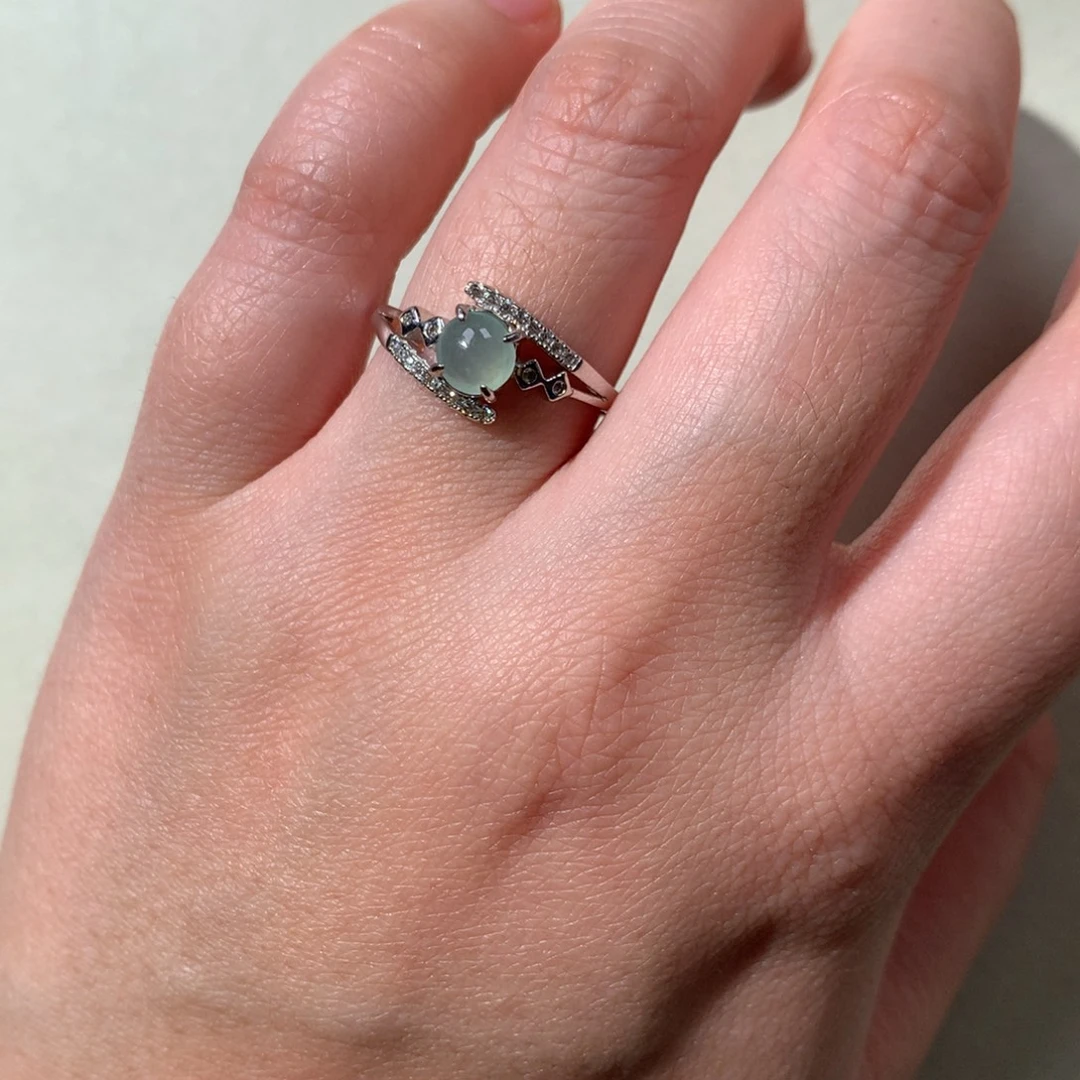 翡翠银S925镶嵌颈饰蛋