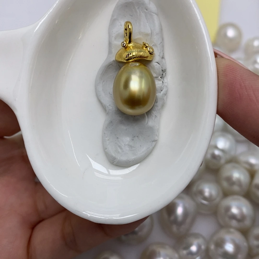海水珍珠裸珠金珠11.8