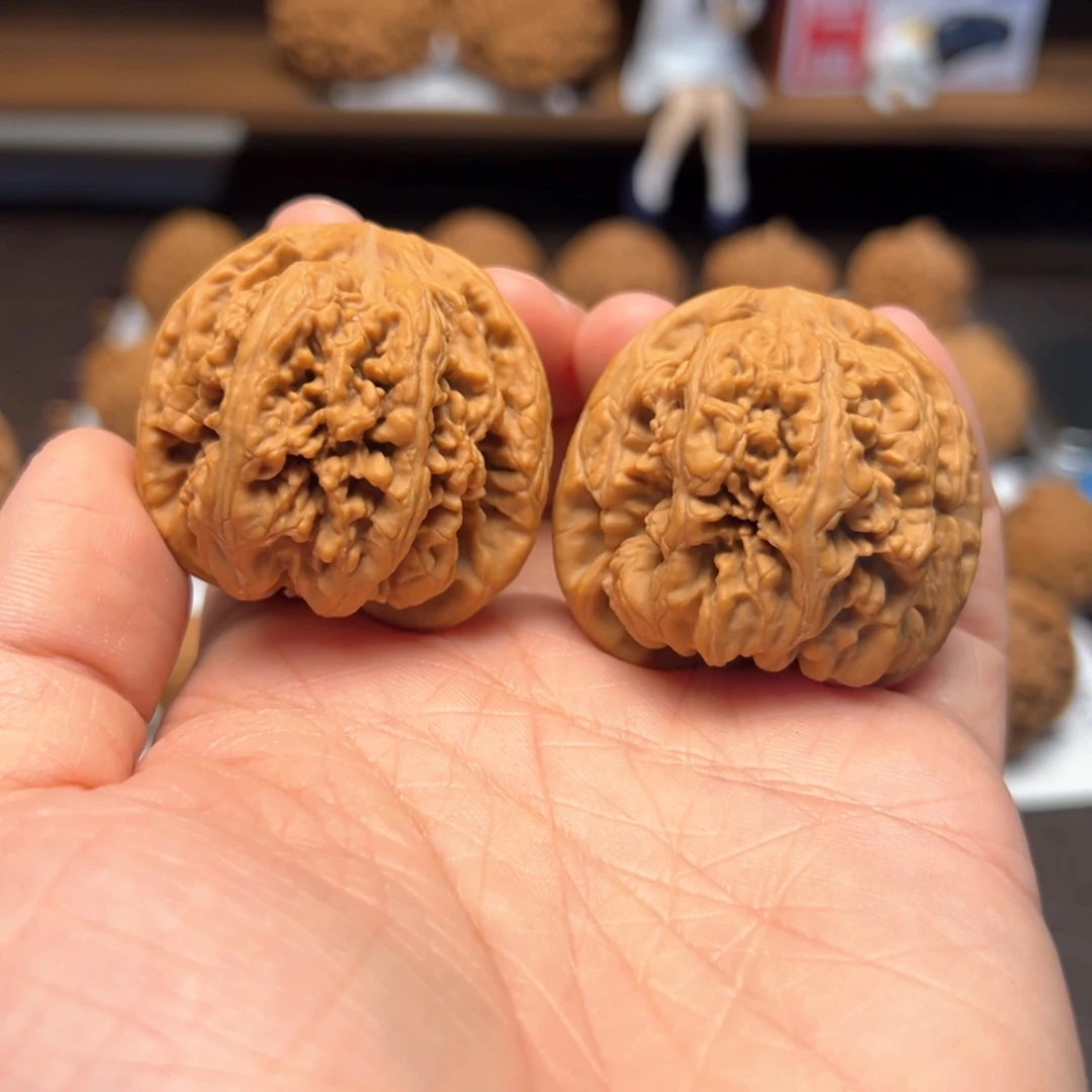 文玩核桃吊坠h**m大粗筋41+