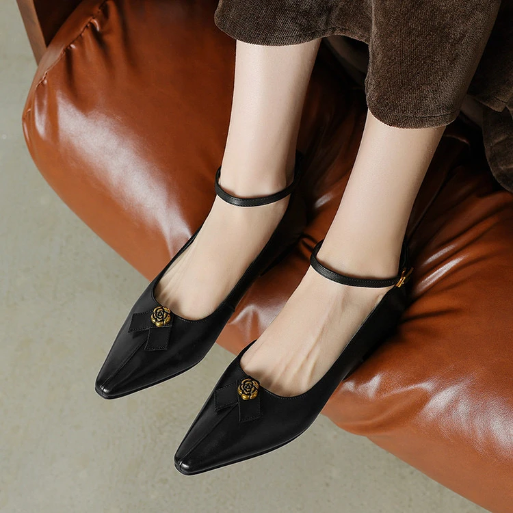头层羊皮1.5cm～尖头山茶花蝴蝶结挂脖女复古舒适百搭单鞋粗跟新款