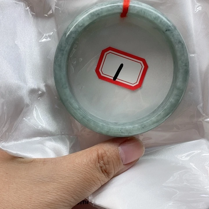 未镶嵌手镯翡翠翡翠