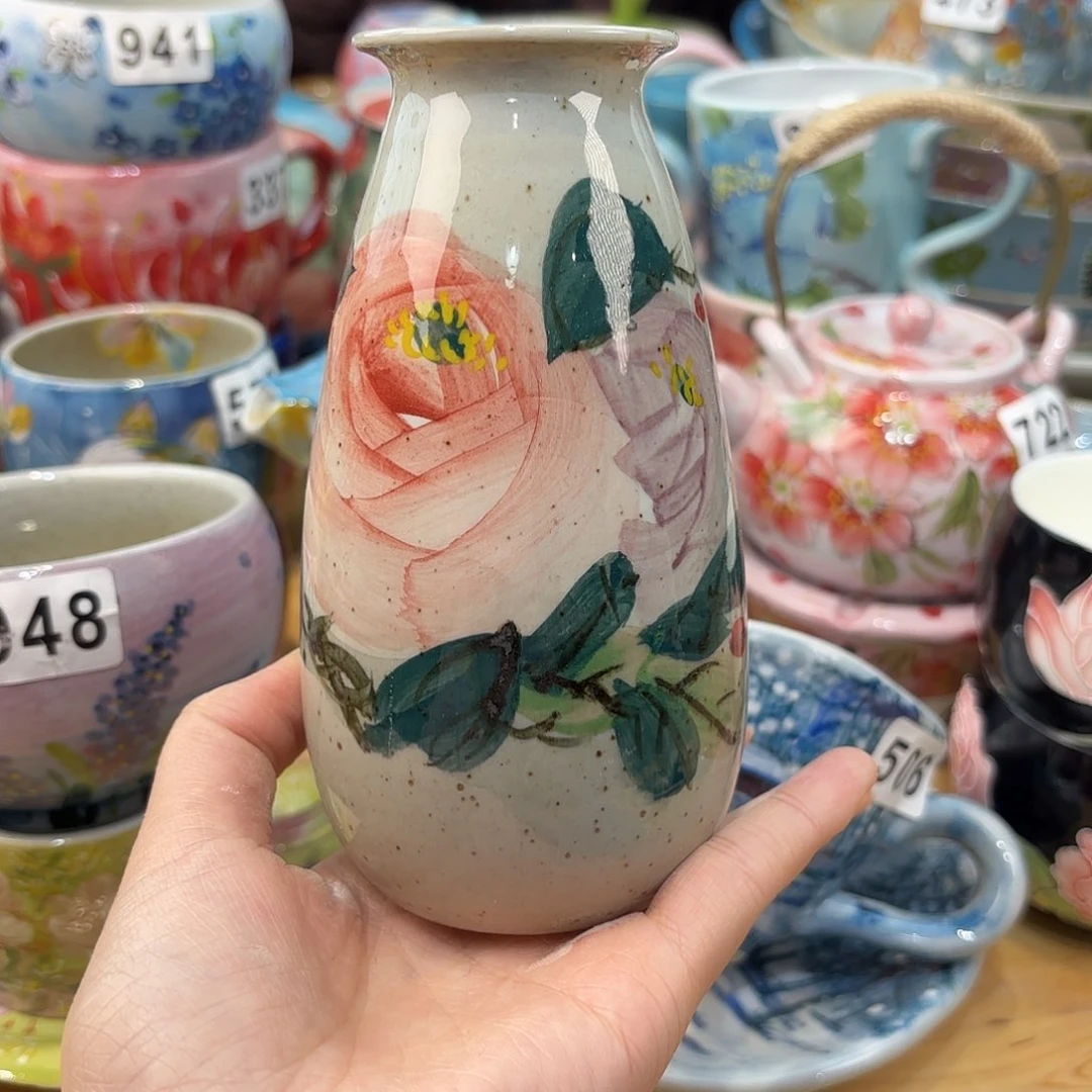 瓷片兔兔好可爱呀打个