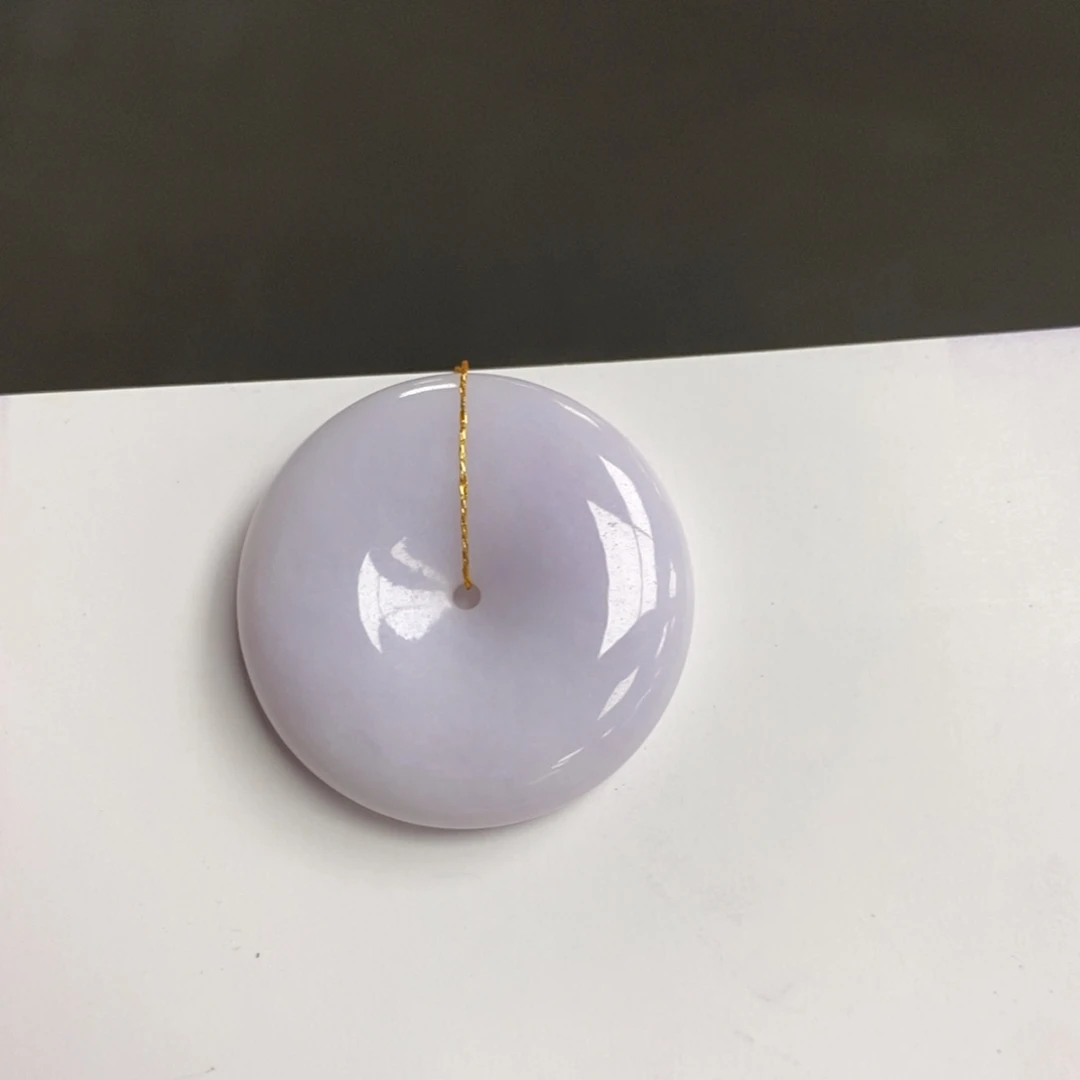 翡翠未镶嵌颈饰平安扣