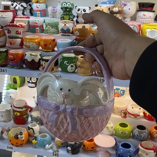 摆件A****总陶瓷微瑕摆件