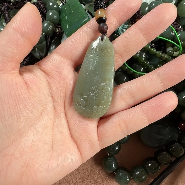 颈饰未镶嵌和田玉