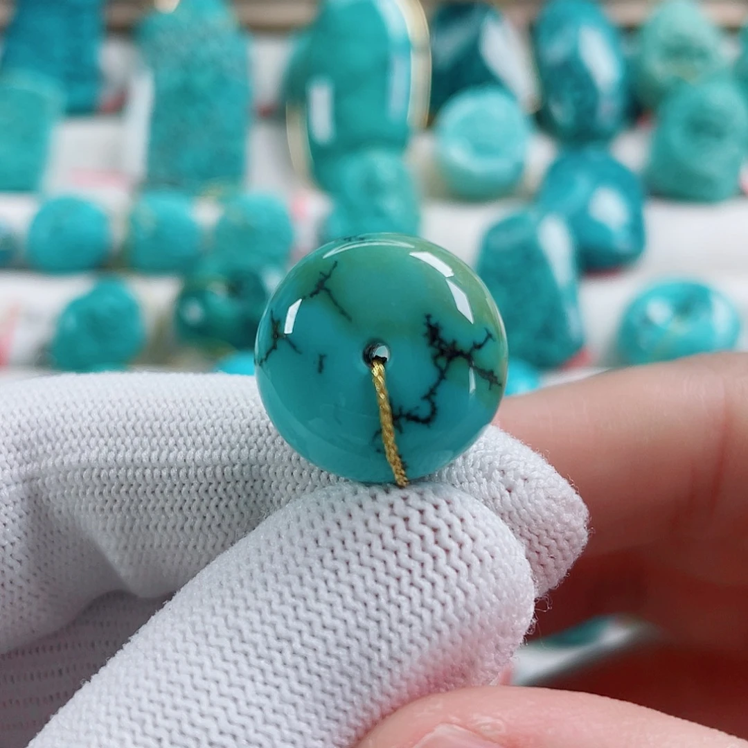 绿松石未镶嵌车挂