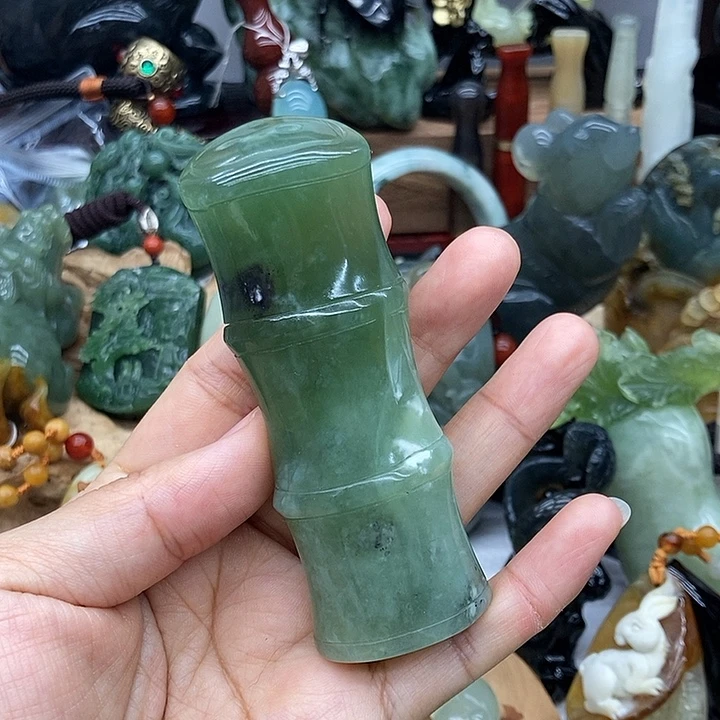 岫玉未镶嵌手把件