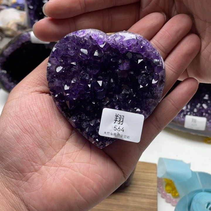 未镶嵌大型摆件（非配饰）紫晶