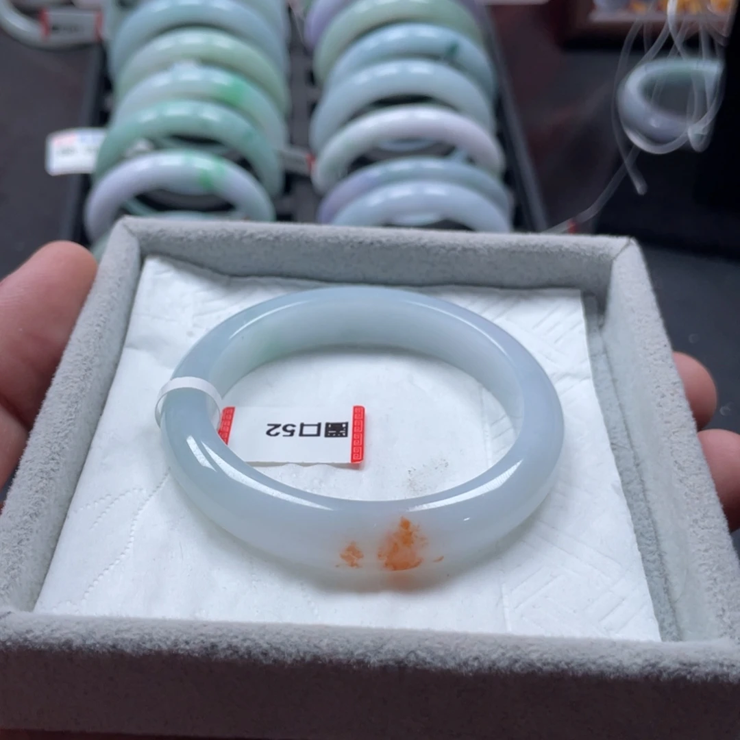 翡翠未镶嵌手镯正圈