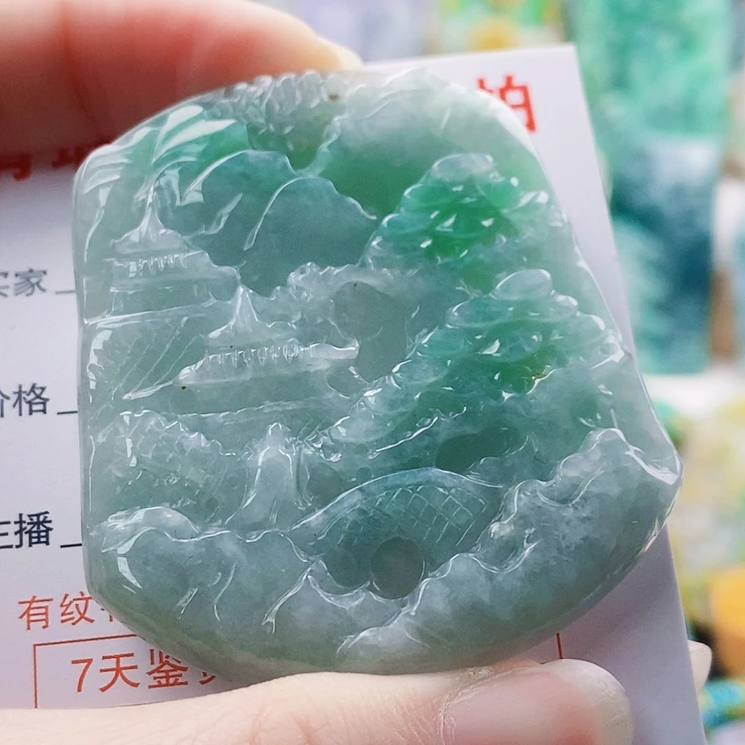 吊坠(不含链)未镶嵌翡翠