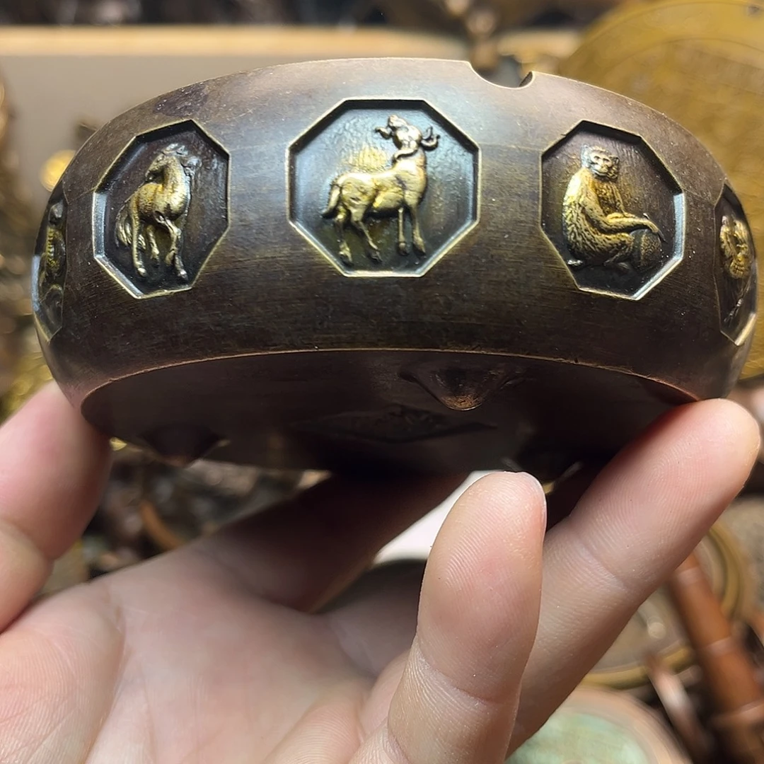 精美铜器工艺品等