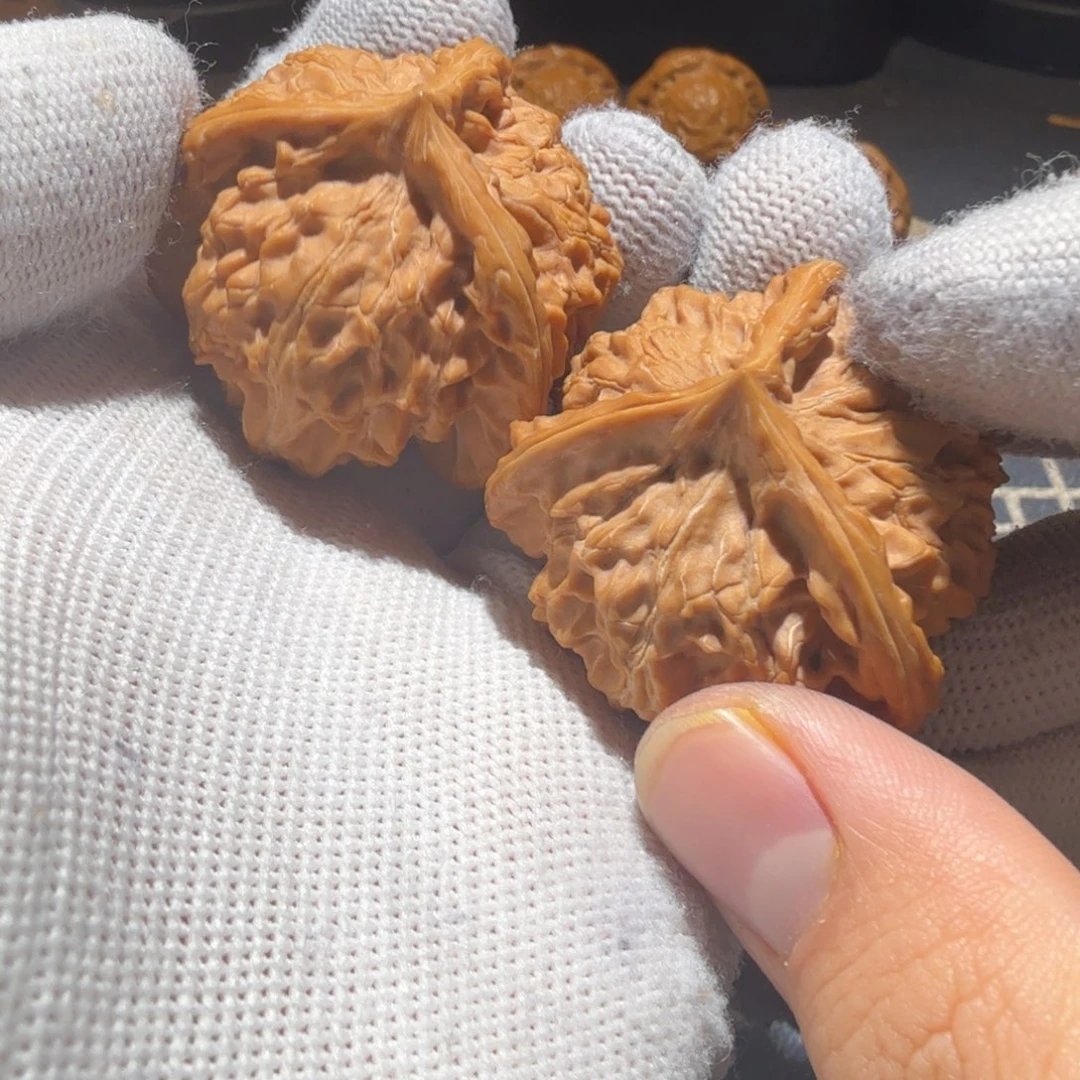 米***源文玩核桃吊坠蓟州奔王