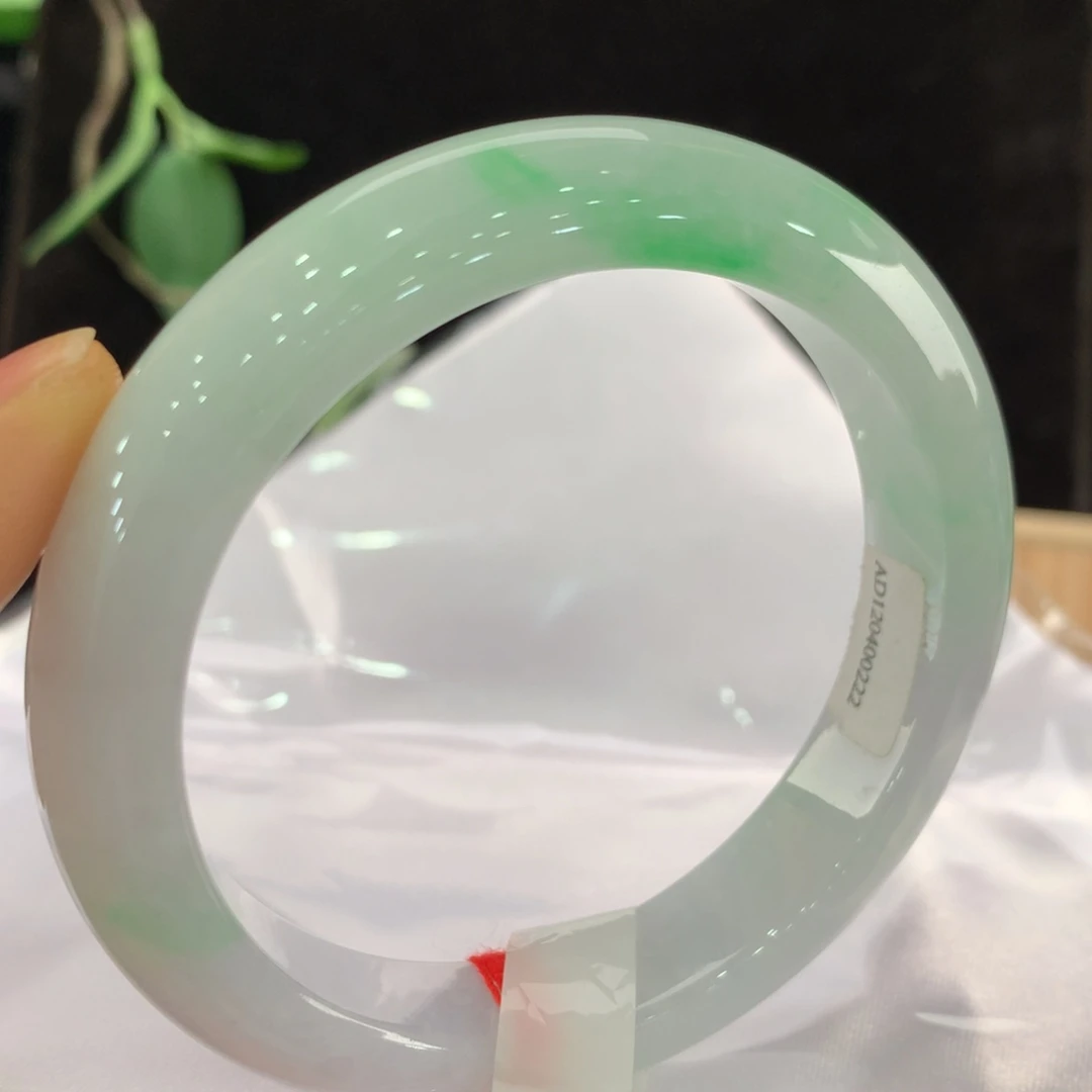 翡翠手镯未镶嵌111-0222