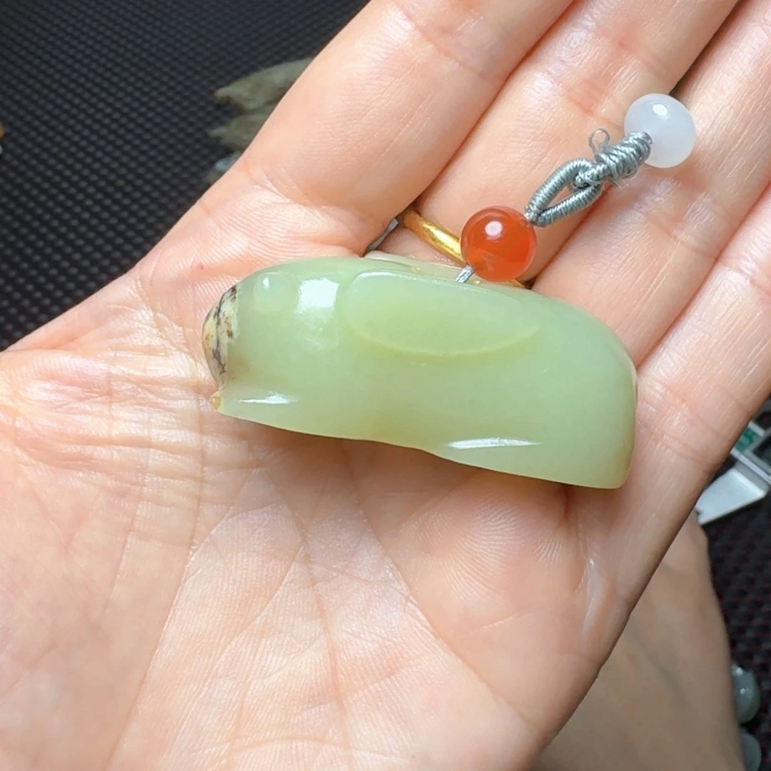 和田玉未镶嵌挂件