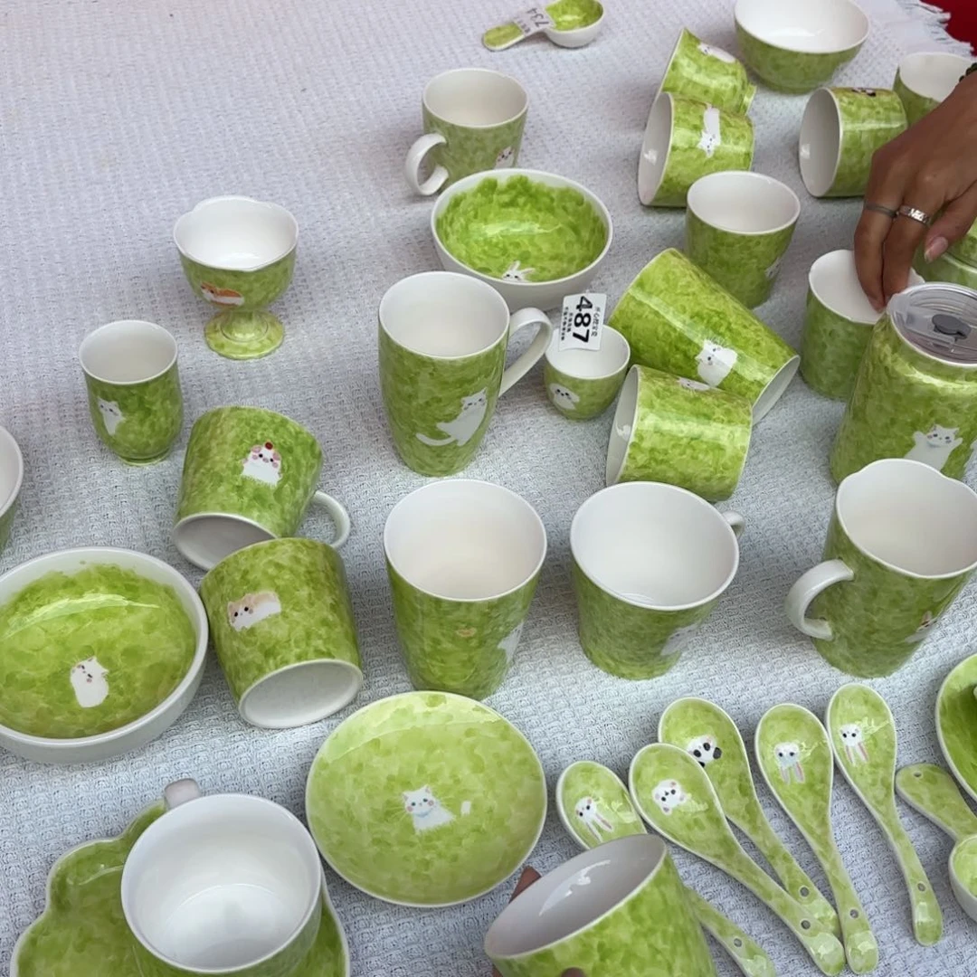 瓷片可爱的鸭鸭鸭鸭