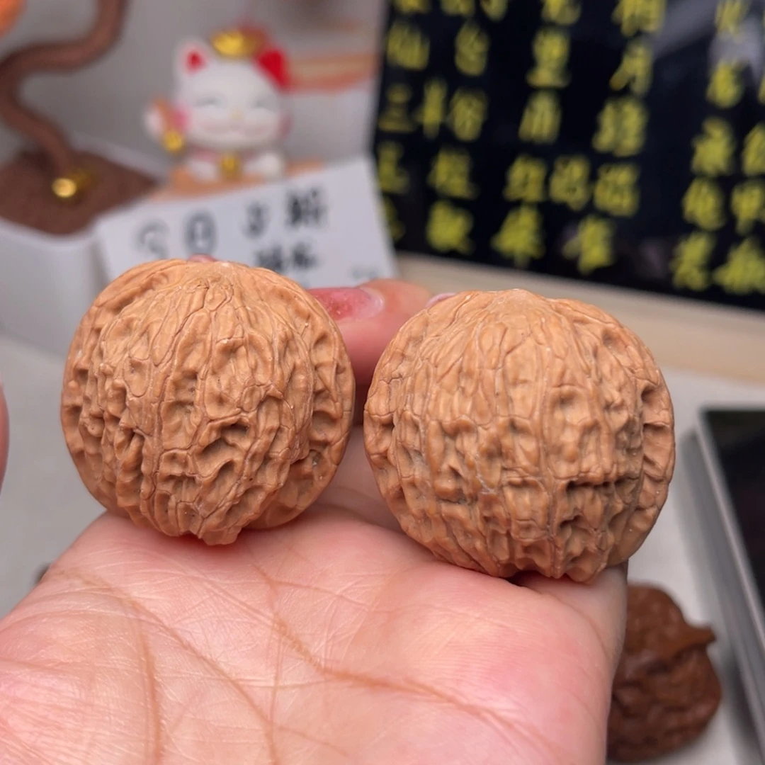 文玩核桃手串磨盘