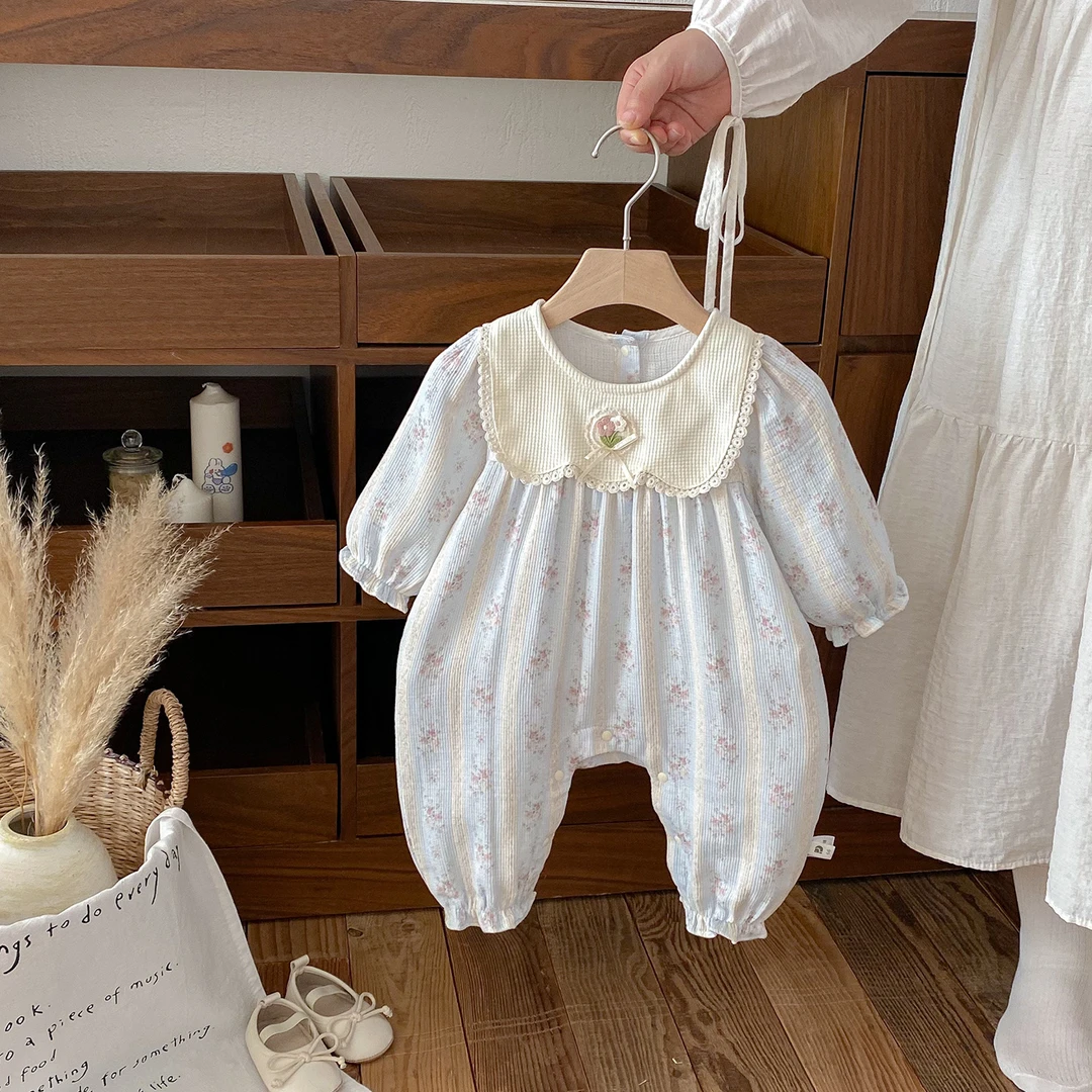 热卖2025秋季新款婴幼儿碎花连体衣女宝宝娃娃领包屁衣洋气哈衣潮
