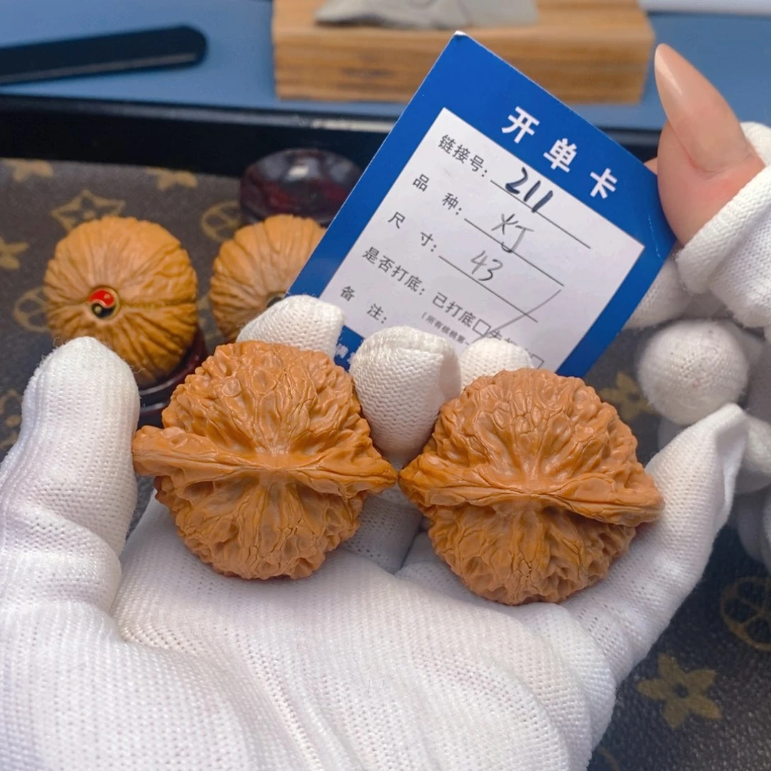 桃核吊坠文玩核桃