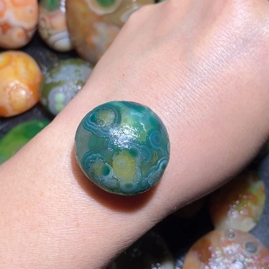 石英质玉珠宝半成品未镶嵌用****2