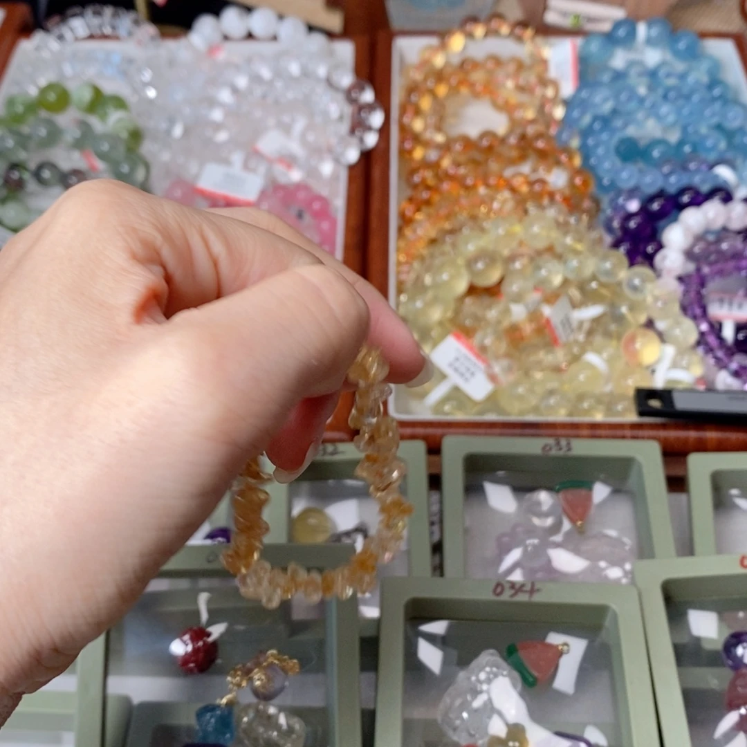 手链未镶嵌水晶黄水晶随行