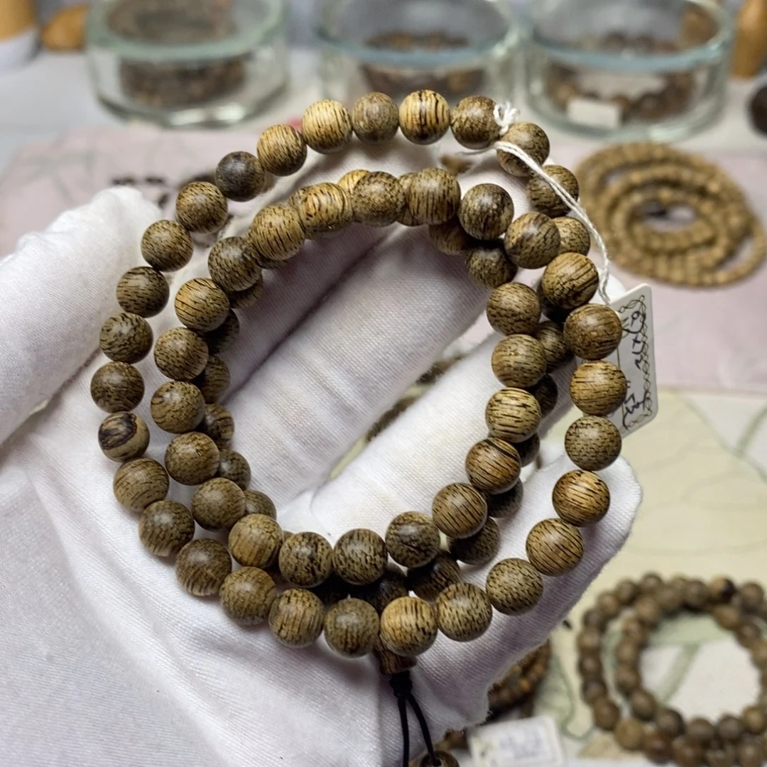 手串沉香文莱黑棋 07多 72颗  11.5克