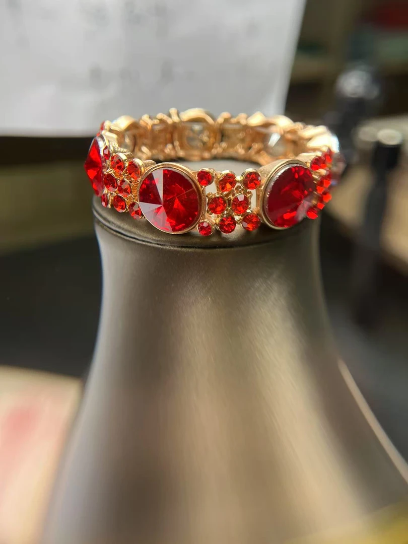 叶安高定-馆藏轻奢手链-SJ076