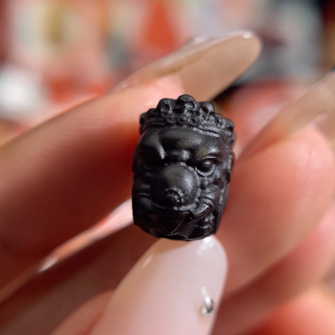 玛瑙/玉髓未镶嵌象神 9.4x13mm