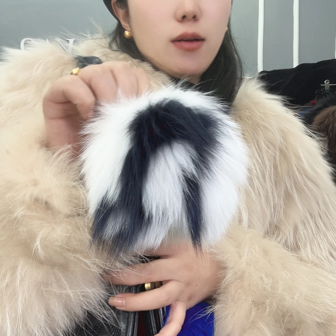 姚小妖家高端皮草