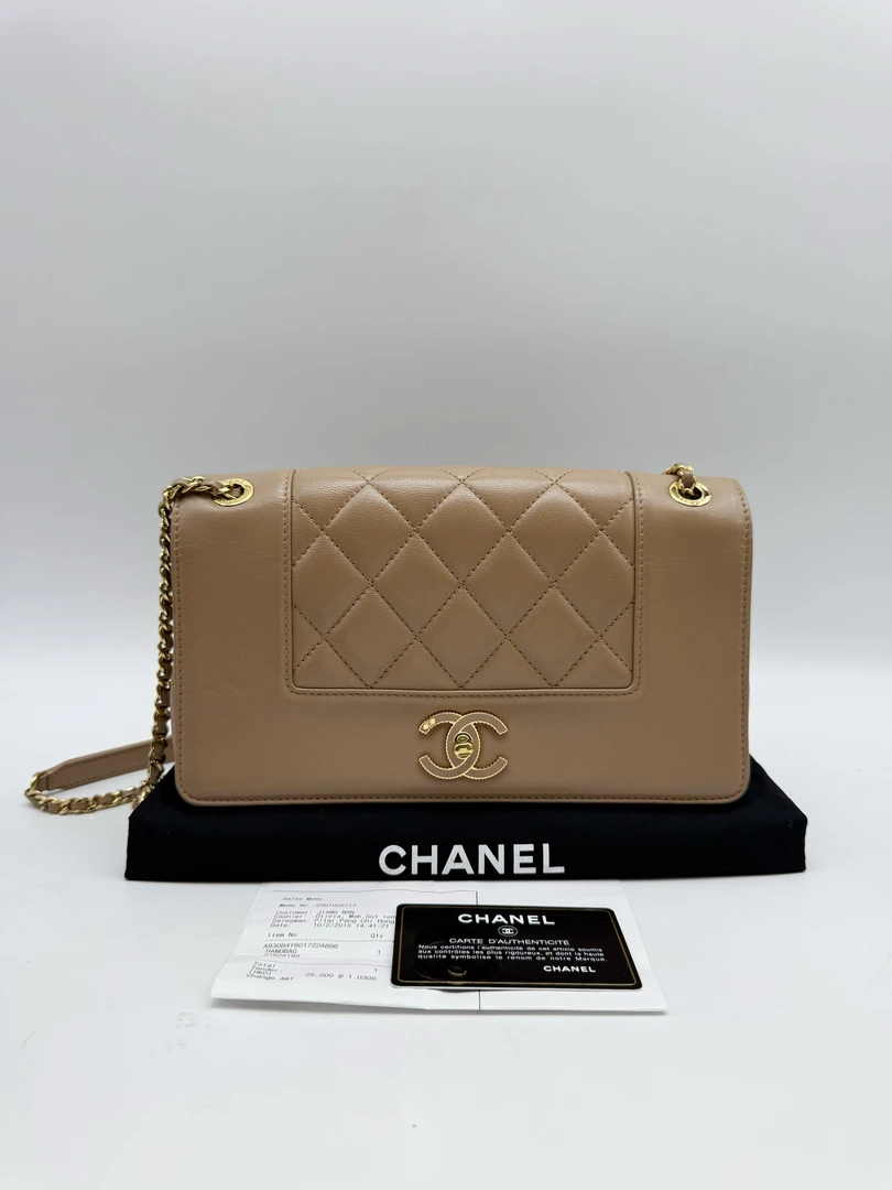 95新 Chanel/香奈儿 米色金扣翻盖包 珐琅扣菱格纹链条包30007
