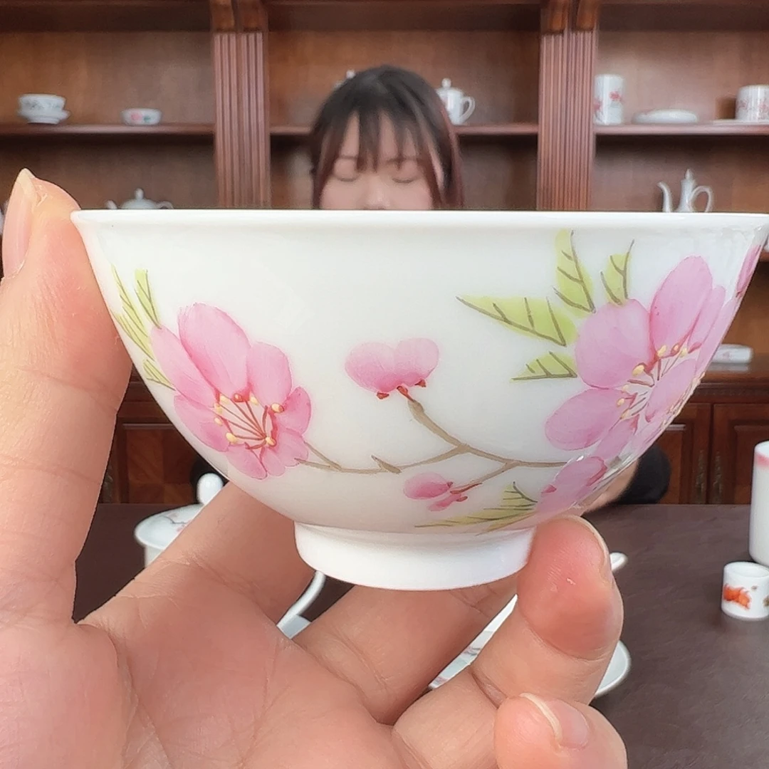瓷滑石子釉上水点桃花主人杯