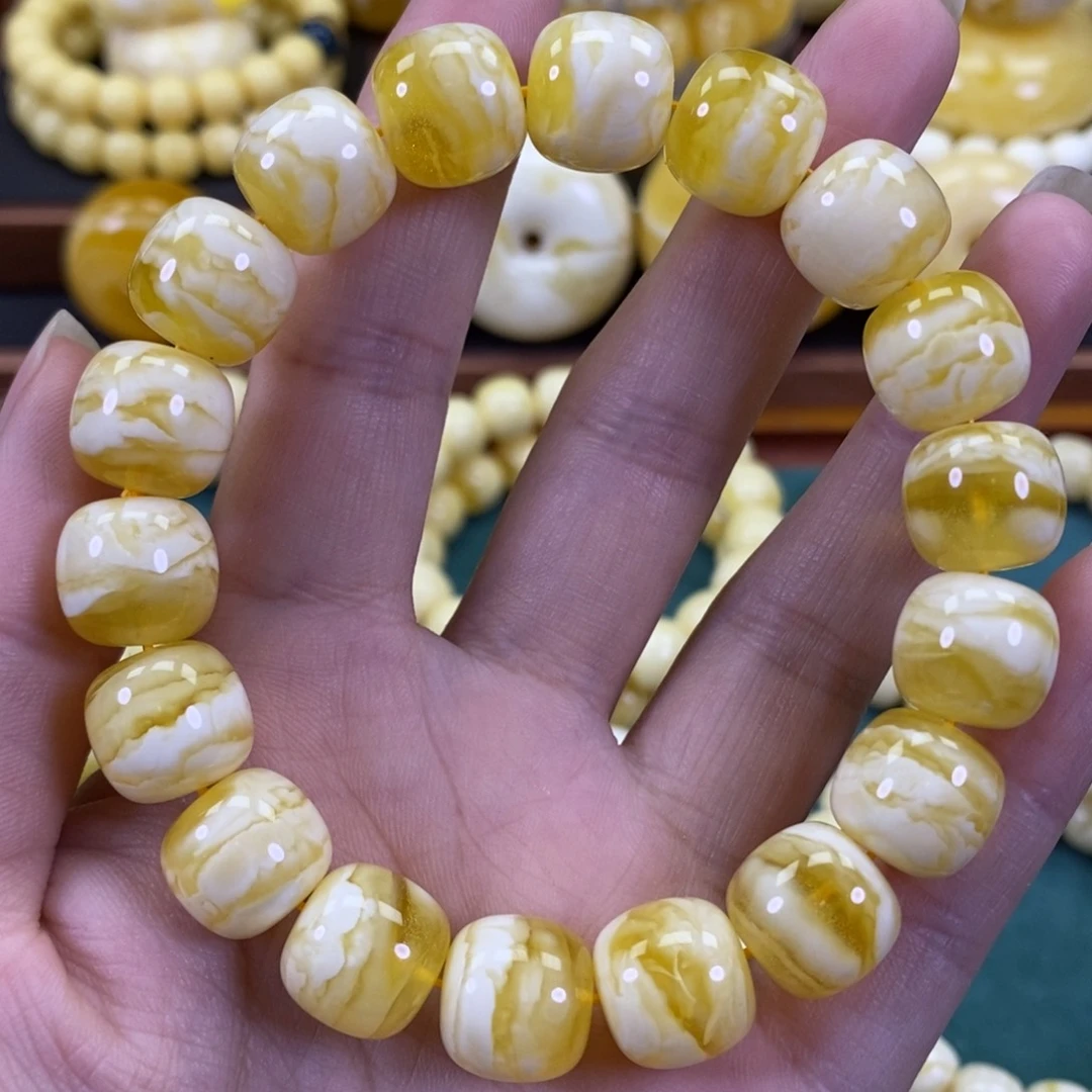 琥珀裸石未镶嵌同料手串