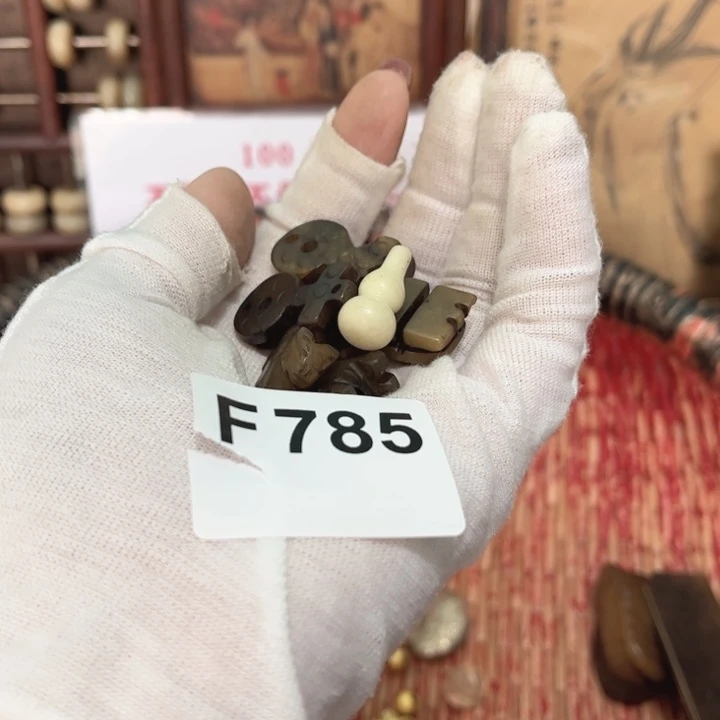 A***号瓷片直播间火爆热卖
