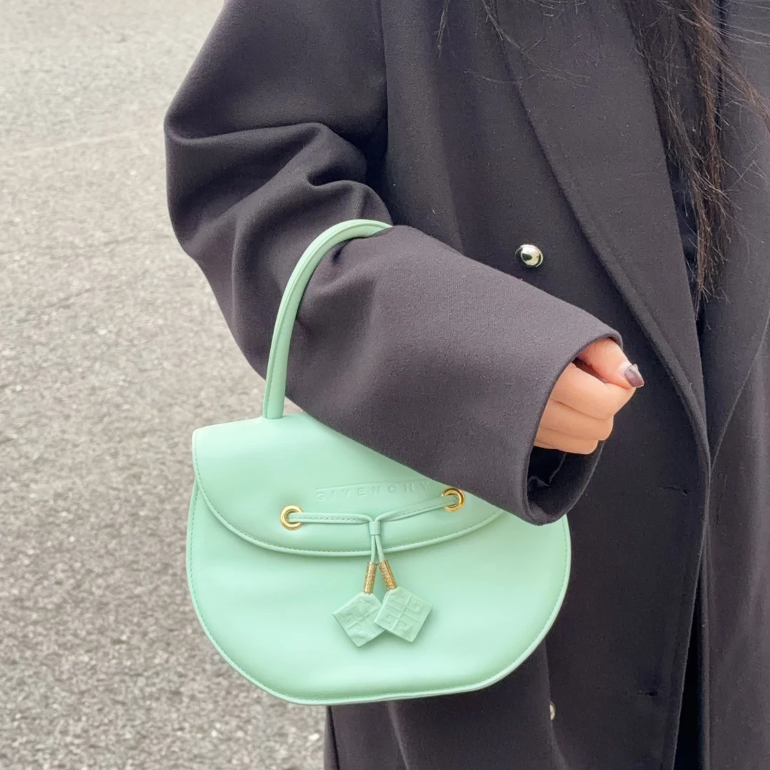 95新 Givenchy/纪梵希 纪梵希苹果绿手提包